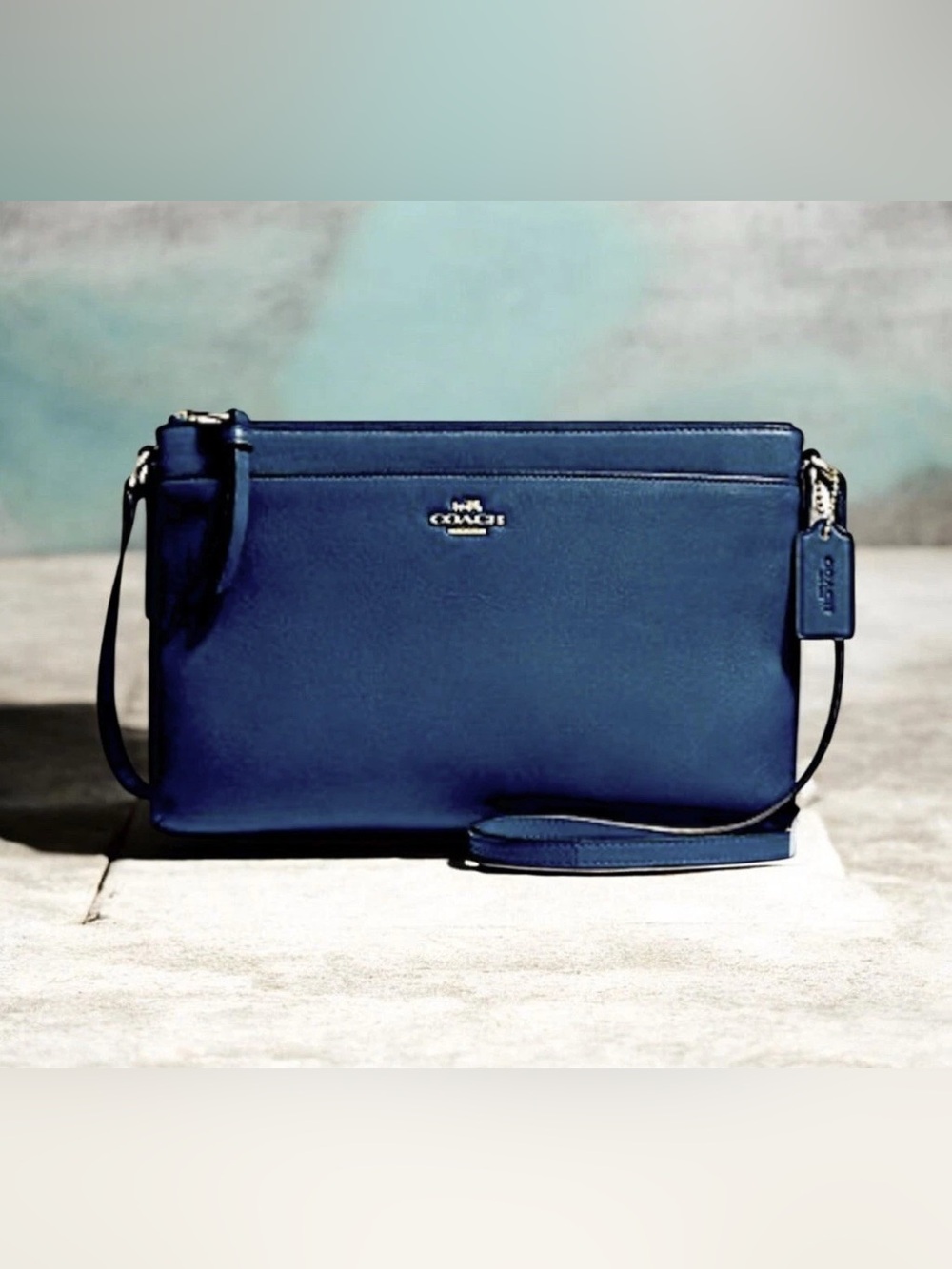 Coach East West Swingpack Crossbody Bag Blue Leather 52638 Beautiful In and Out